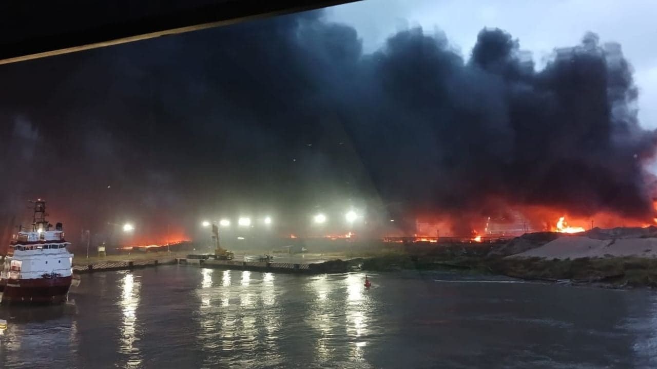 Niños se desmayan en escuela junto a refinería Dos Bocas