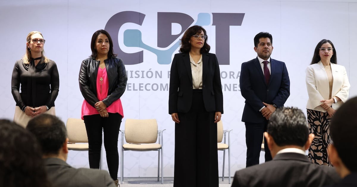 Un año de la CRT: el regulador telefónico cumple su primer añito entre luces y sombras